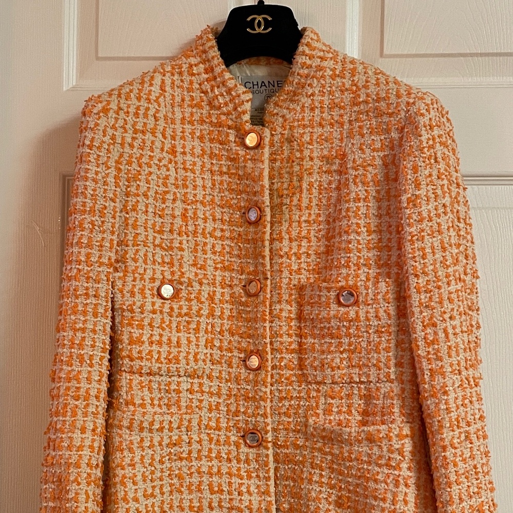 Authentic Chanel Haute Couture Vintage Suit CC Logo Buttons Sz M|US 8, FR 40